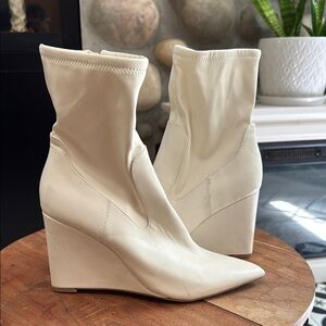 Open Edit White Pointed Toe Wedge Ankle Booties Size 8.5